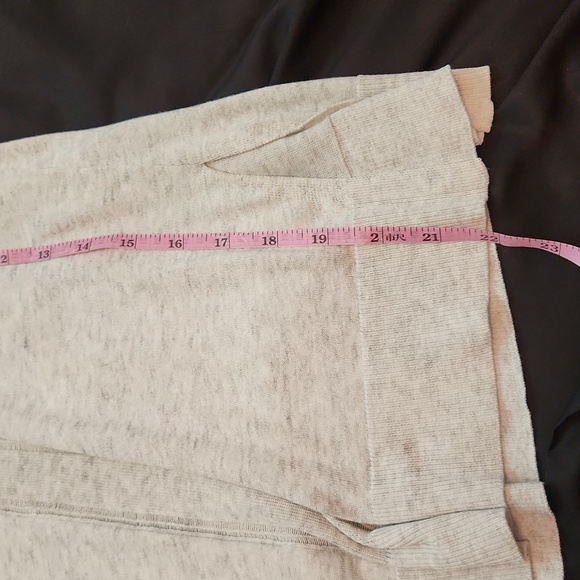 89th % Madison sleeveless gray tunic size medium - Picture 6 of 6